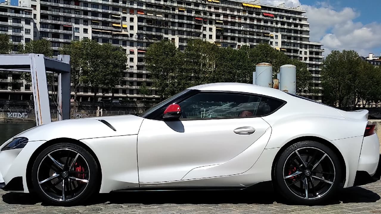 De 340 chevaux, la "petite" Supra est passée à 260 chevaux.