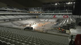 Le stade Pierre Mauroy se transforme pour accueillir les épreuves de basket et de handball.
