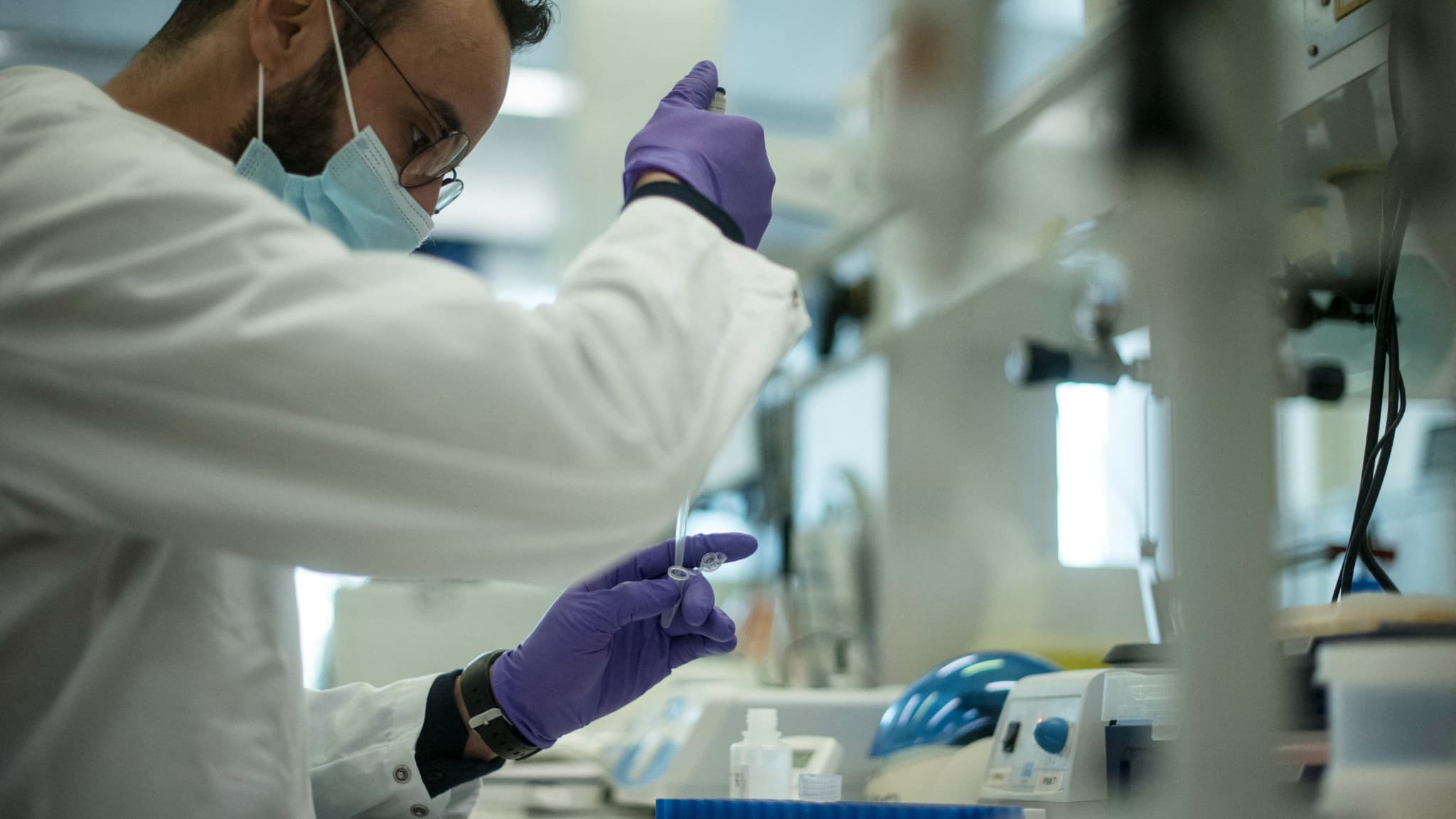 Guerre commerciale: une trentaine de laboratoires pharmaceutiques alertent sur un risque d'exode vers les Etats-Unis
