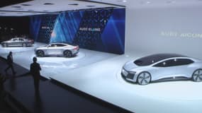 De gauche à droite, la nouvelle Audi A8 (autonomie de niveau 3) et les concepts Elaine (niveau 4) et Aicon (niveau 5)