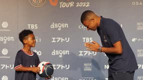 La star du PSG Kylian Mbappé lors de la tournée au Japon en 2022