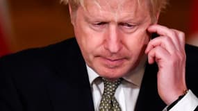Le Premier ministre britannique Boris Johnson lors d'une conférence de presse virtuelle à Londres, le 12 octobre 2020