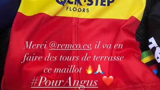 Amandine Cid, la compagne de Romain Bardet, remercie Remco Evenepoel pour son cadeau.