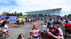 Les supporters devant le Matmut Atlantique de Bordeaux avant Samoa-Chili