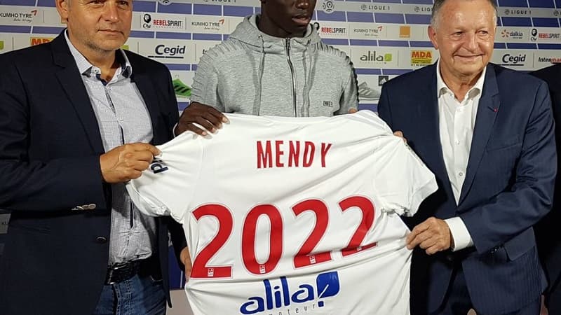 Ferland Mendy présenté par l'OL