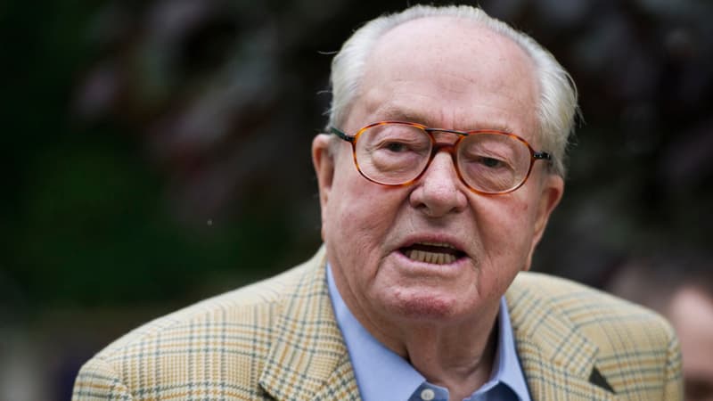 Jean-Marie Le Pen avait suscité une énième polémique en mai dernier, en évoquant "Monseigneur Ebola" pour régler le problème de la surpopulation en Afrique. Aujourd'hui, il se targue d'avoir été "un éclaireur".