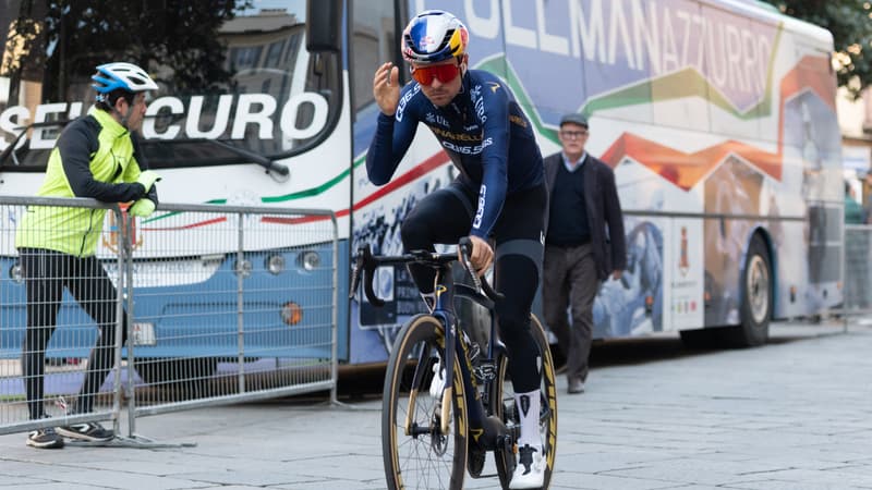 Le coureur britannique Tom Pidcock au depart de Milan San Remo 22 mars 2026 2260915