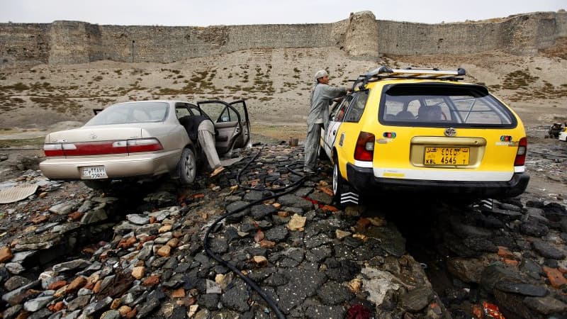 Les deux journalistes français ont été enlevés sur une route près de Kaboul en compagnie de leur traducteur, de leur "fixeur" (celui qui organise les rendez-vous) et de leur chauffeur.