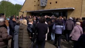 Près de 500 personnes se sont réunies aux obsèques de Philippe, 22 ans, à Grande-Synthe ce mercredi 24 avril