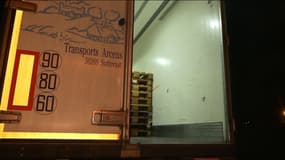 Des transporteurs routiers sont bloqués depuis le dimanche 28 janvier,  à Arnay-Le-Duc, en Côte-d'Or.