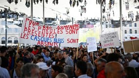 Plus d'un millier de personnes selon la police se sont rassemblées dimanche à Marseille pour soutenir les Arméniens ayant fui le Haut-Karabagh.