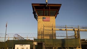 Près de 130 détenus de la prison de Guantanamo sont en grève de la faim depuis plus de 12 semaines pour dénoncer leurs conditions de détention.