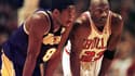 Kobe Bryant à 19 ans, face à Michael Jordan