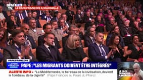Migrants: le pape appelle l'Europe à la solidarité avant une messe géante à Marseille