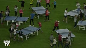 En Allemagne, des enfants battent un record mondial de ping-pong