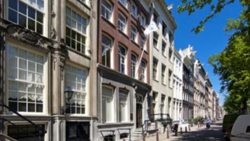 La filiale d'Amsterdam est installée dans un immeuble de location temporaire de bureaux