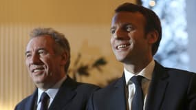 Près de 2 Français sur 3 approuvent l'accord scellé entre François Bayrou et Emmanuel Macron. 