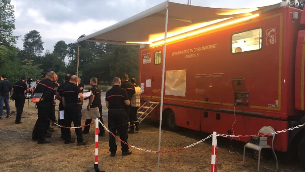 Après une nuit plutôt calme, les chefs de secteur font le point à Hostens Après une nuit plutôt calme, les chefs de secteur font le point à Hostens