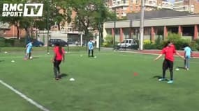 Comment les filles se mettent au foot ? 