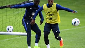 Bacary Sagna et Patrice Evra