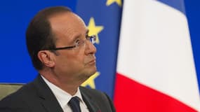 Fort d'une majorité absolue à l'Assemblée, François Hollande affronte une rafale de rendez-vous internationaux - au G20 puis en Europe - pour tenter d'enrayer la crise de la zone euro, avant de se pencher sur une situation économique tendue. /Photo prise