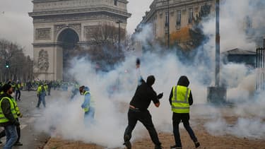 Mobilisation des gilets jaunes le 1er décembre à Paris