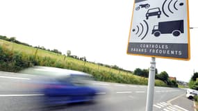 L'abaissement de 90 à 80 km/h devrait être expérimenté en 2015 sur certaines routes départementales.