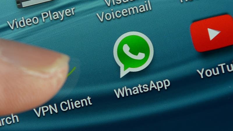 Selon Bouygues Telecom, les applications sur smartphone comme WhatsApp ou iMessage ont pris le relais des SMS