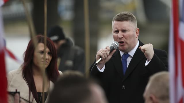 Les dirigeants du groupuscule d'extrême droite Britain First Paul Golding et Jayda Fransen, le 1er avril 2017 à Londres.