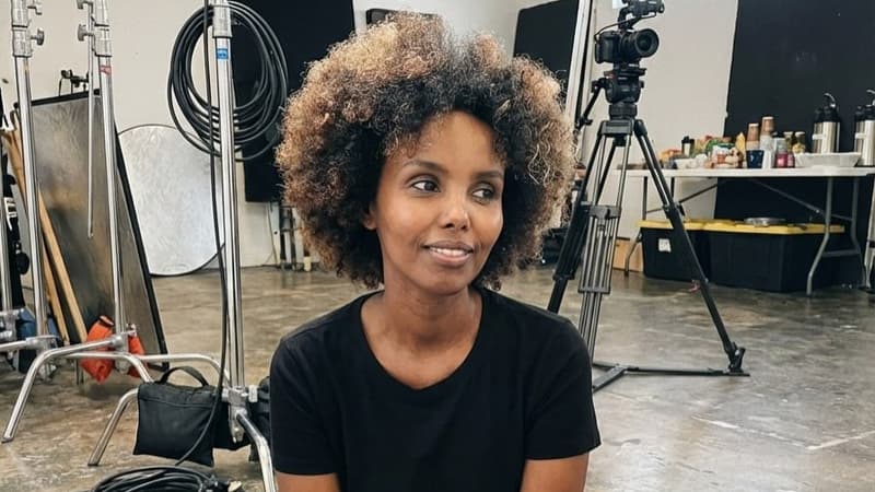 Sienna Rose, star montante aux 4,5 millions d’auditeurs mensuels sur Spotify, affole aussi l’outil de détection d’artistes générés par l’IA de Deezer