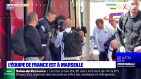 Foot: l'équipe de France est arrivée à Marseille
