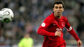 L'ancien footballeur turc Hakan Sukur avec la Turquie, le 24 mars 2007