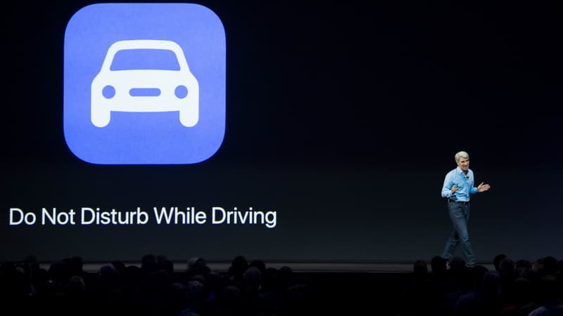 Avec "Do not disturb while driving", Apple veut limiter le fonctionnement du smartphone afin de ne pas distraire le conducteur.