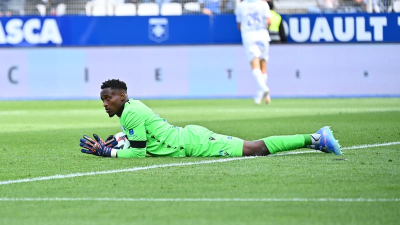 Donovan Léon - Auxerre