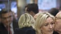 Jean-Marie Le Pen embrassant sa fille Marine Le Pen
