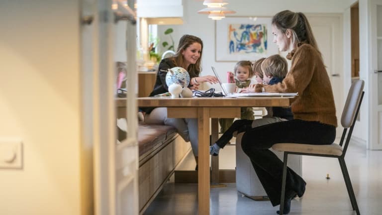 FAIRE GARDER VOS ENFANTS VOUS COÛTE PLUS CHER CETTE ANNÉE: CETTE AIDE PERMET D'ALLÉGER LA FACTURE