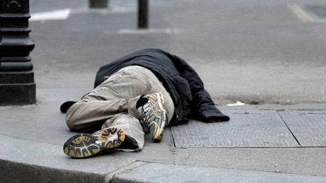 Sans-abri, migrants : inquiétudes pour l'hébergement à la sortie de la trêve hivernale