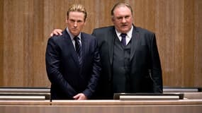 Gérard Depardieu et Benoît Magimel dans la série Marseille, diffusée le 5 mai sur Netflix.