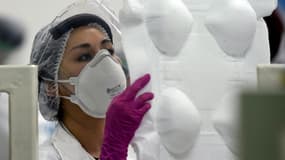 Dans une usine de masques au Mexique, en mai 2020