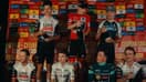 Le podium improvisé de la Vuelta sur un parking d'hotel, le 14 septembre 2025