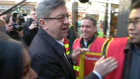 Jean-Luc Mélenchon lors du blocage d'un McDonald's parisien samedi 25 mars.