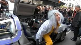 "Retour vers le futur": arrivée de la DeLorean à l'heure dite sur BFMTV
