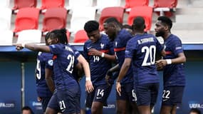 La joie des Français après un but marqué contre les Pays-Bas, lors du quart de finale de l'Euro Espoirs, le 31 mai 2021 à Budapest