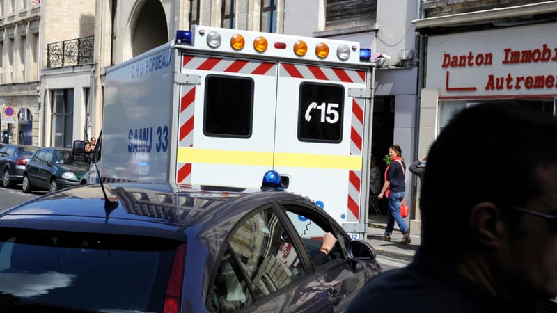 Une ambulance à Bordeaux (photo d'illustration)