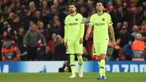 Gerard Piqué et Sergi Busquets après l'élimination de Barcelone à Liverpool