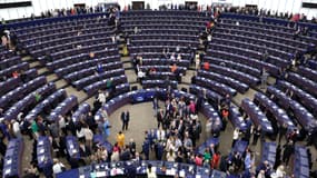 Les eurodéputés nouvellement élus arrivent au Parlement européen, à Strasbourg, le 16 juillet 2024