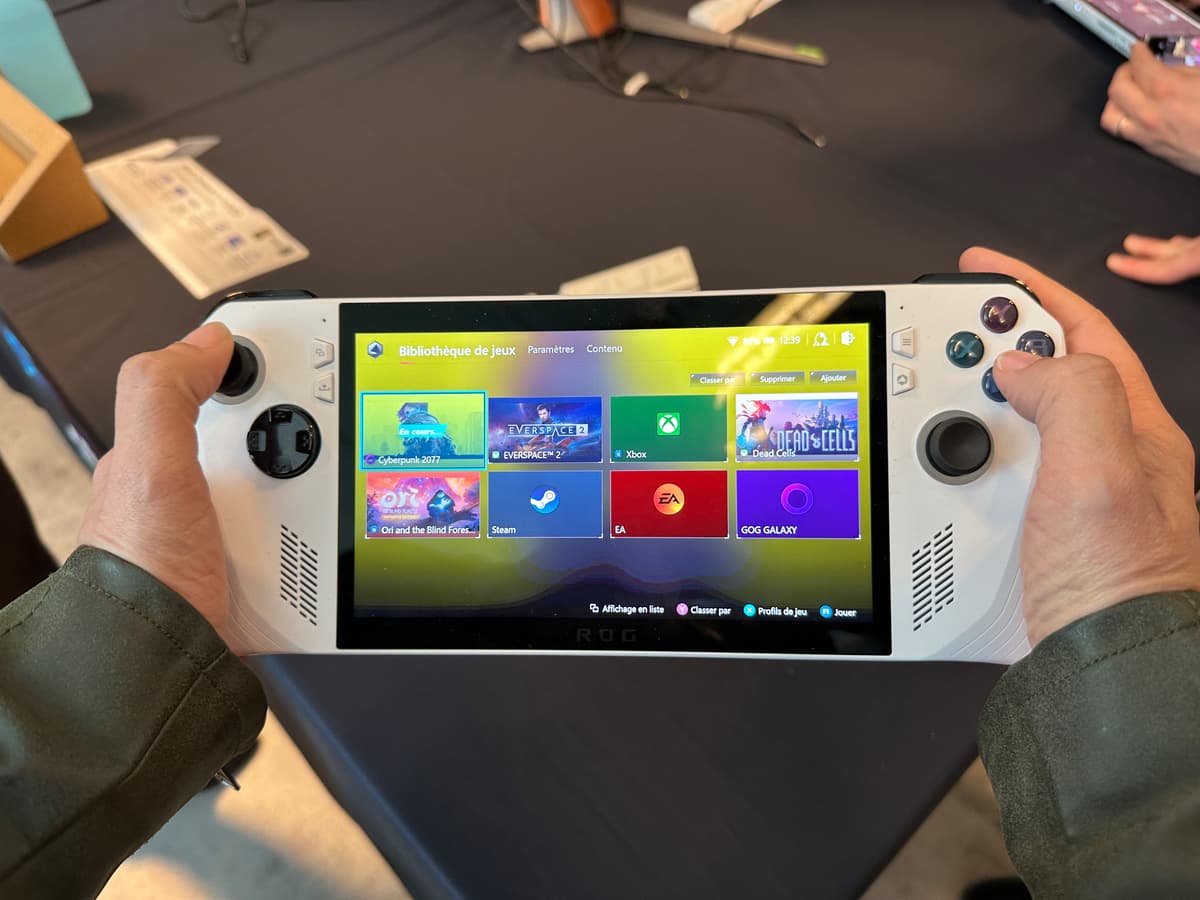 Prise en main de la ASUS ROG Ally une console portable massive rivale du Steam Deck taillée