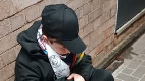 Maël, un jeune supporter du PSG âgé de 13 ans, a été évacué des tribunes d’Aston Villa pour avoir célébré un but du club de la capitale - le 15/04/2025