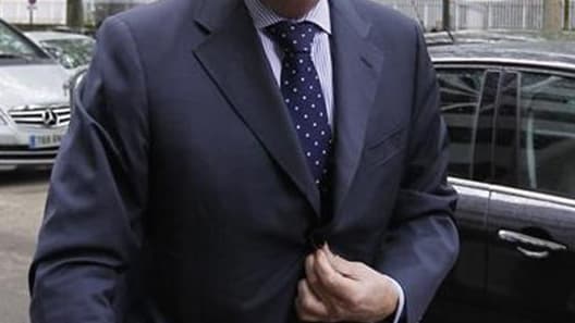 Jean-Michel Baylet a été réélu dimanche président du Parti radical de gauche lors du congrès à Paris de cette formation partenaire du Parti socialiste au sein de l'actuellement majorité. /Photo prise le 9 mai 2012/REUTERS/Gonzalo Fuentes