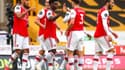 Arsenal célèbre le but de Saka